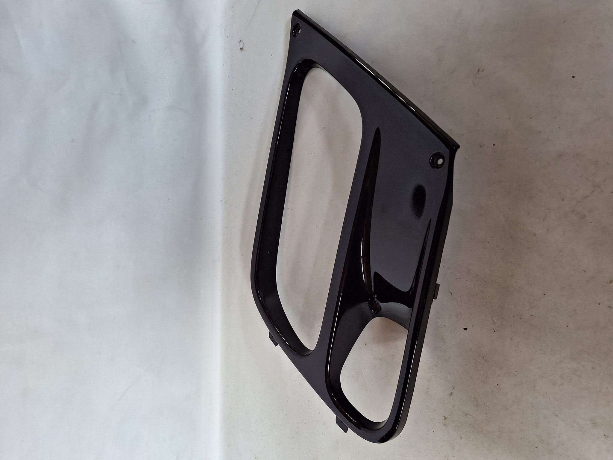Picture of VERKLEIDUNG_  64245-MT3-000  ST 1100 L